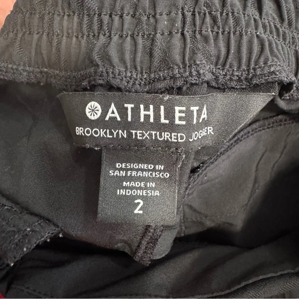 Athleta Brooklyn Textured Jogger
